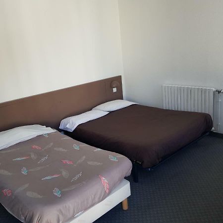 18 Rue Des Petits Fosses - 5 Apartment Lourdes Bagian luar foto